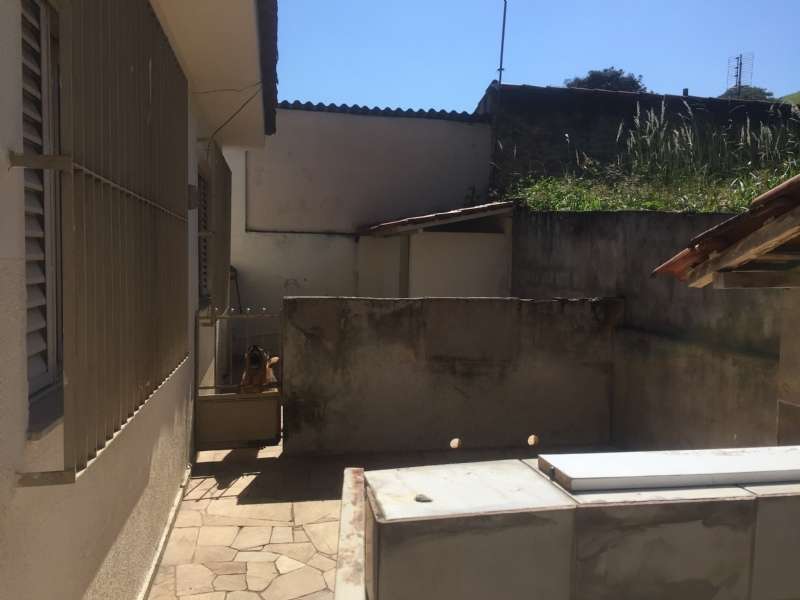 Casa com 3 quartos à venda no bairro Sao Benedito, Guaratingueta