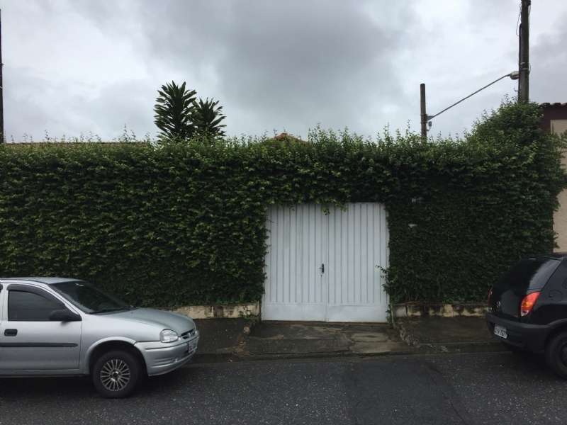 Casa com 3 quartos à venda no bairro Vila Sao Jose, Guaratingueta