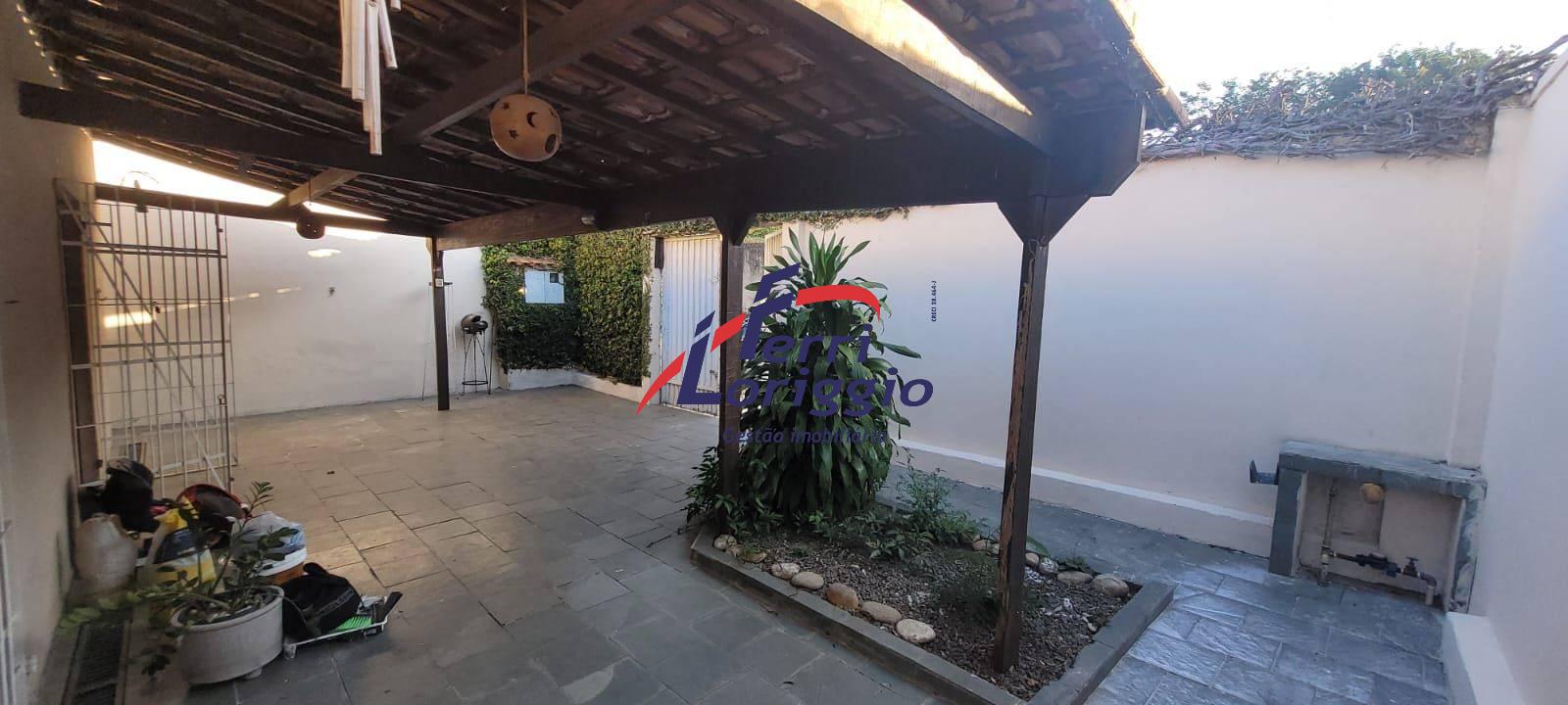 Casa com 3 quartos à venda no bairro Vila Sao Jose, Guaratingueta