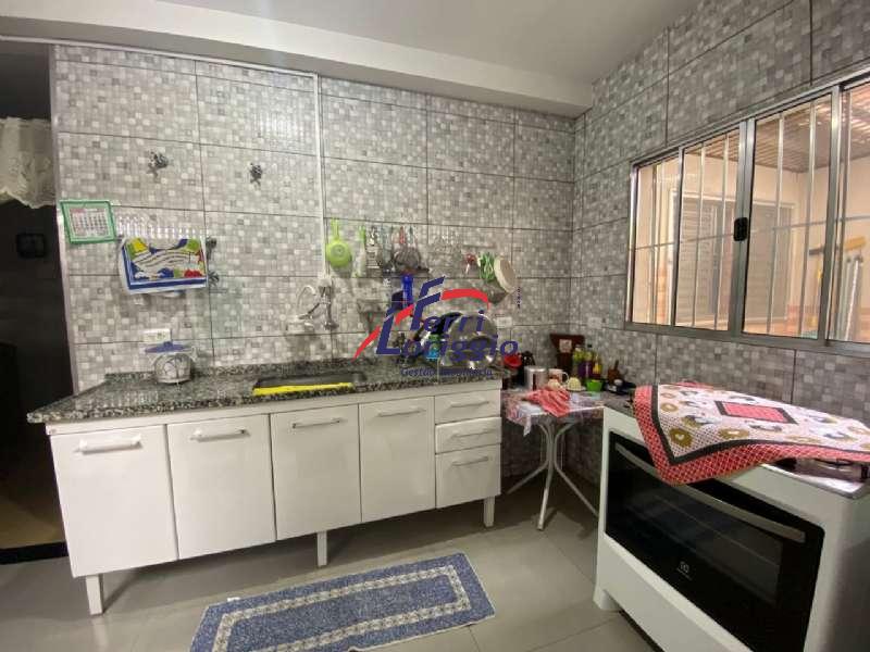 Casa com 3 quartos e 4 banheiros à venda no bairro Santa Luzia, Guaratingueta