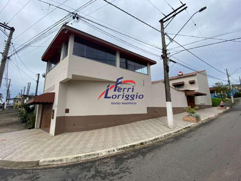 Casa com 3 quartos e 4 banheiros à venda no bairro Santa Luzia, Guaratingueta