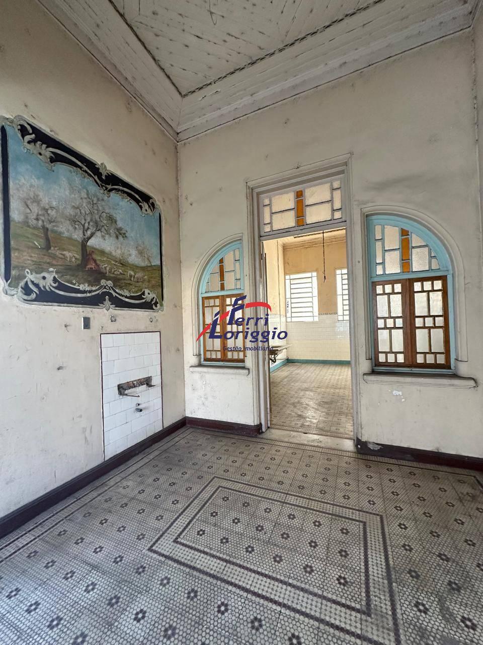 Casa à venda no bairro Centro, Guaratingueta