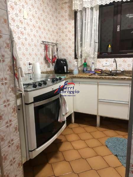 Casa com 3 quartos à venda no bairro Figueira, Guaratingueta