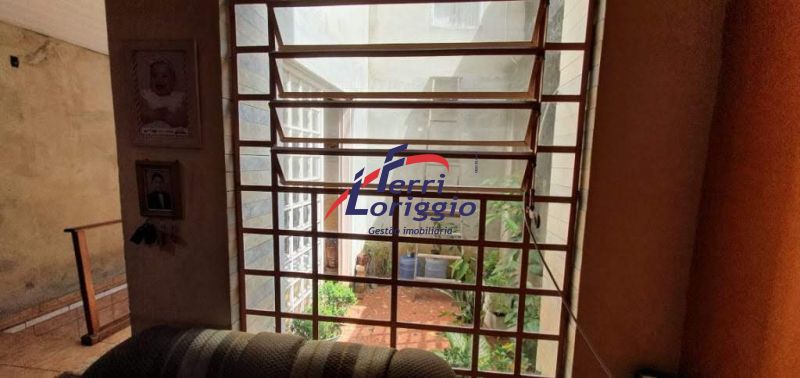 Sobrado Residencial com 5 quartos à venda no bairro Centro, Guaratingueta