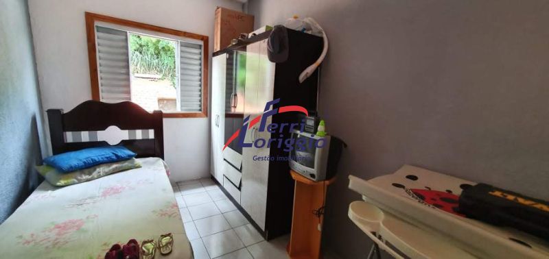 Sobrado Residencial com 5 quartos à venda no bairro Centro, Guaratingueta