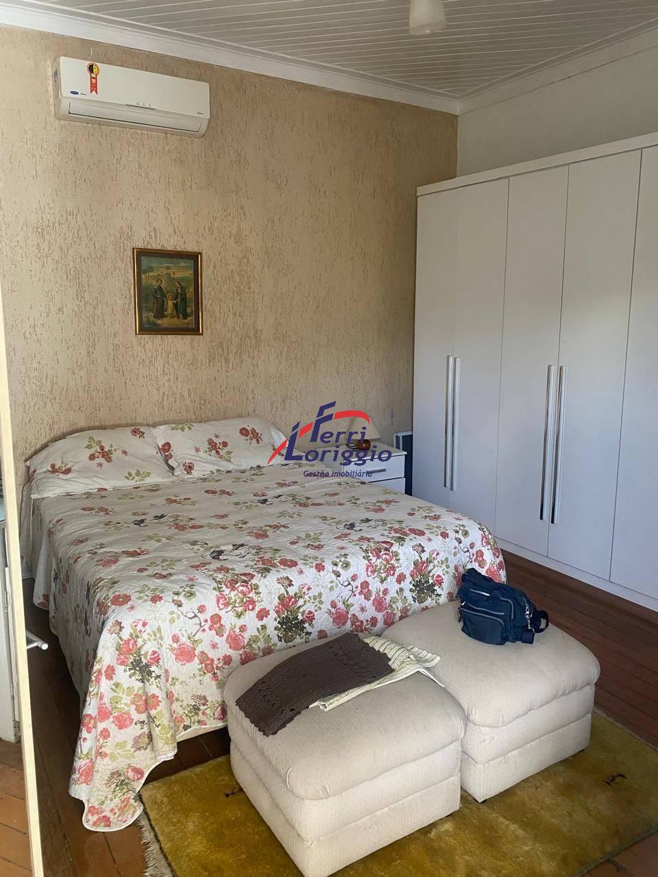 Casa com 3 quartos e 1 banheiro à venda no bairro Figueira, Guaratingueta