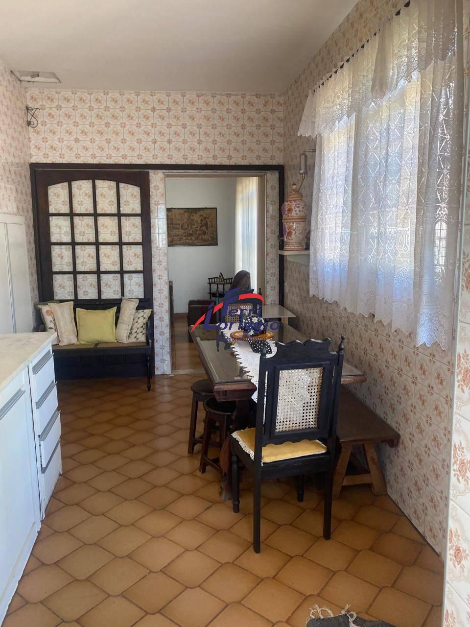 Casa com 3 quartos e 1 banheiro à venda no bairro Figueira, Guaratingueta