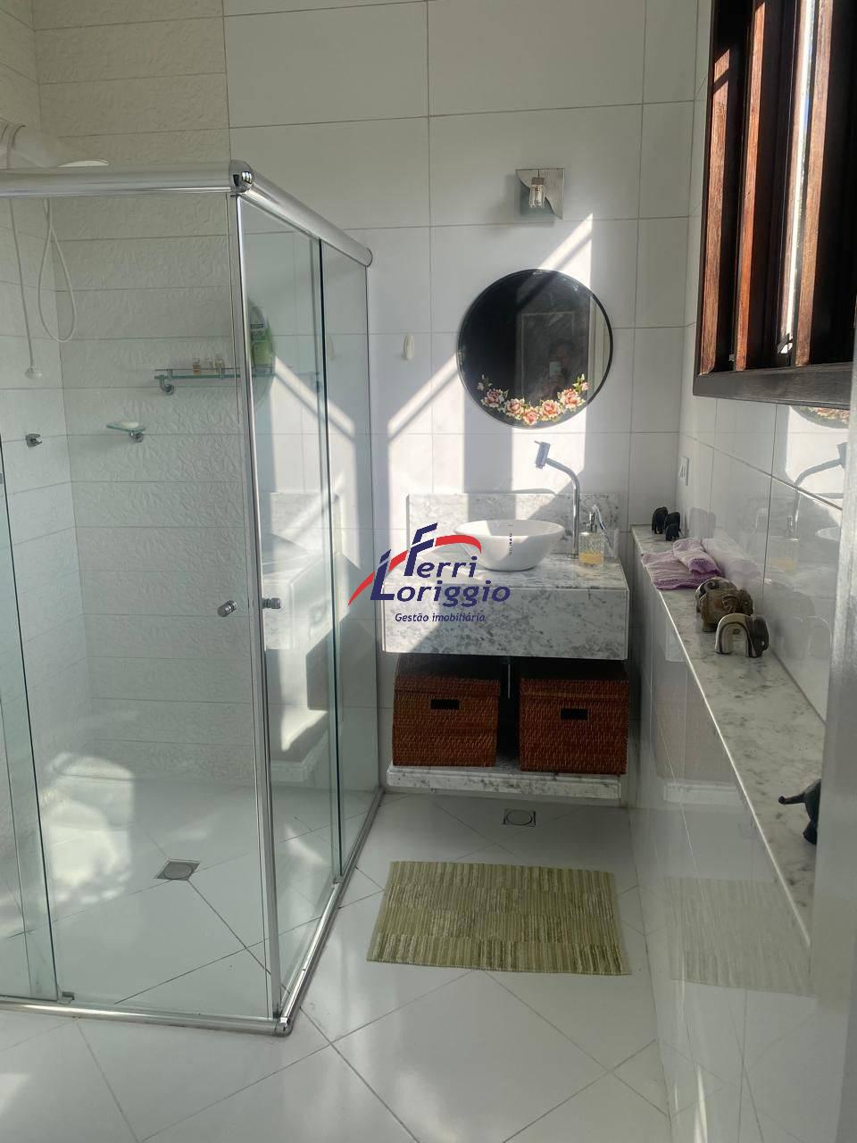 Casa com 3 quartos e 1 banheiro à venda no bairro Figueira, Guaratingueta