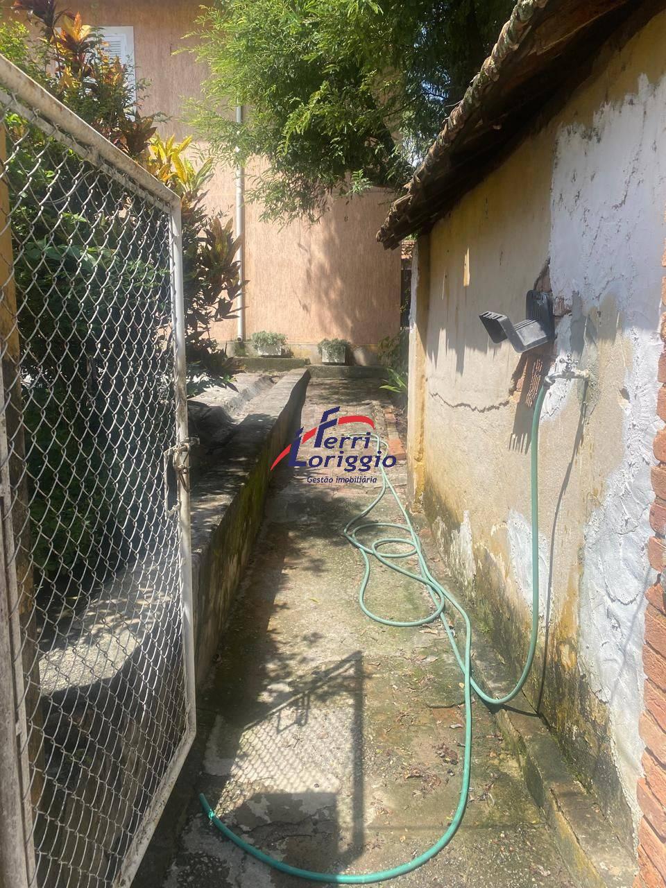 Casa com 3 quartos e 1 banheiro à venda no bairro Figueira, Guaratingueta