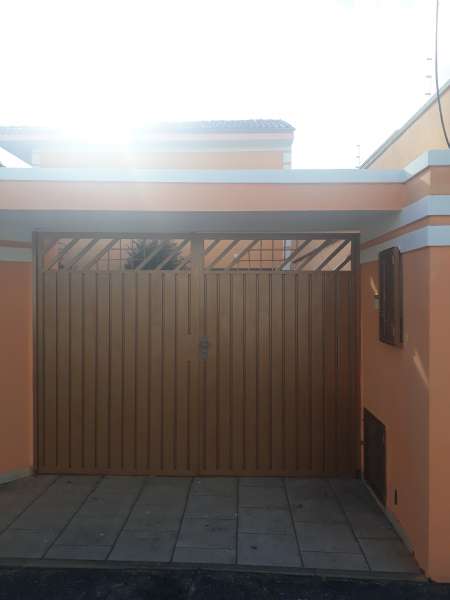 Sobrado Residencial com 3 quartos à venda no bairro Jardim Rony, Guaratingueta