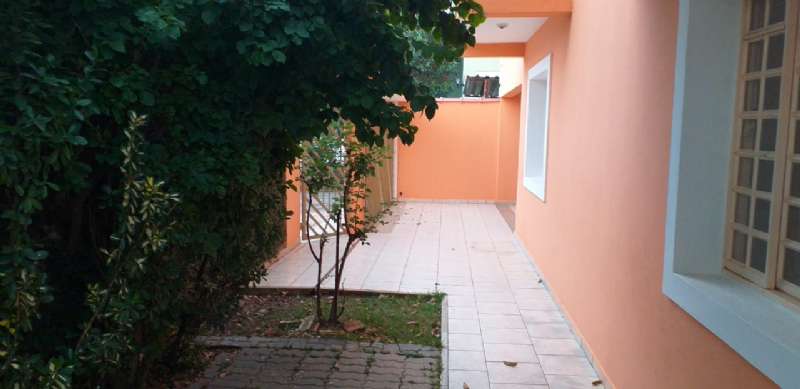 Sobrado Residencial com 3 quartos à venda no bairro Jardim Rony, Guaratingueta