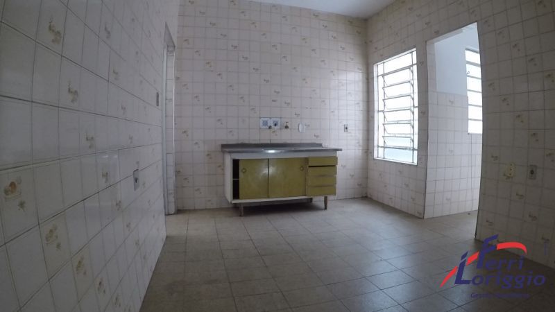 Apartamento com 2 quartos e 69m² para alugar no bairro Centro, Guaratingueta
