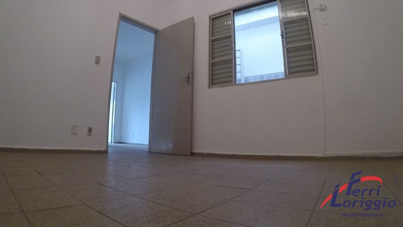 Apartamento com 2 quartos e 69m² para alugar no bairro Centro, Guaratingueta