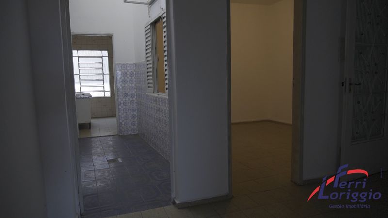 Apartamento com 2 quartos e 69m² para alugar no bairro Centro, Guaratingueta