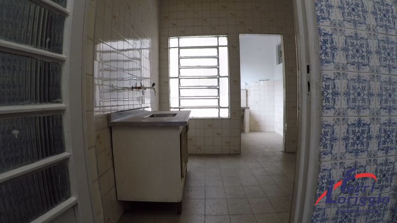 Apartamento com 2 quartos e 69m² para alugar no bairro Centro, Guaratingueta