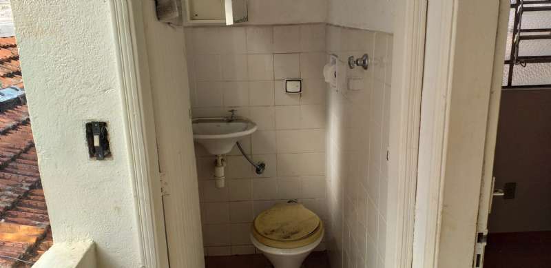 Casa com 2 quartos à venda no bairro Centro, Guaratingueta