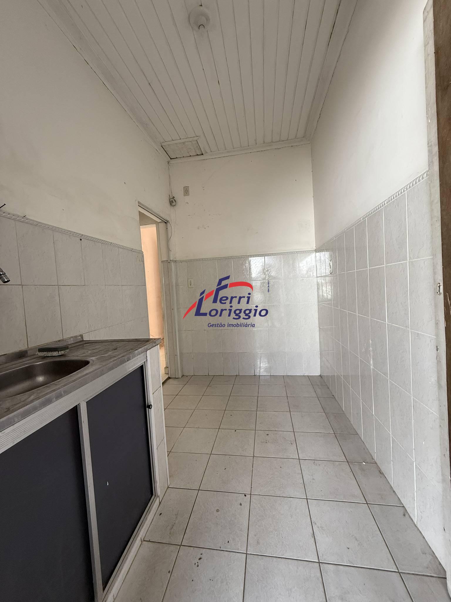 Casa com 2 quartos e 1 banheiro à venda no bairro Pedregulho, Guaratingueta