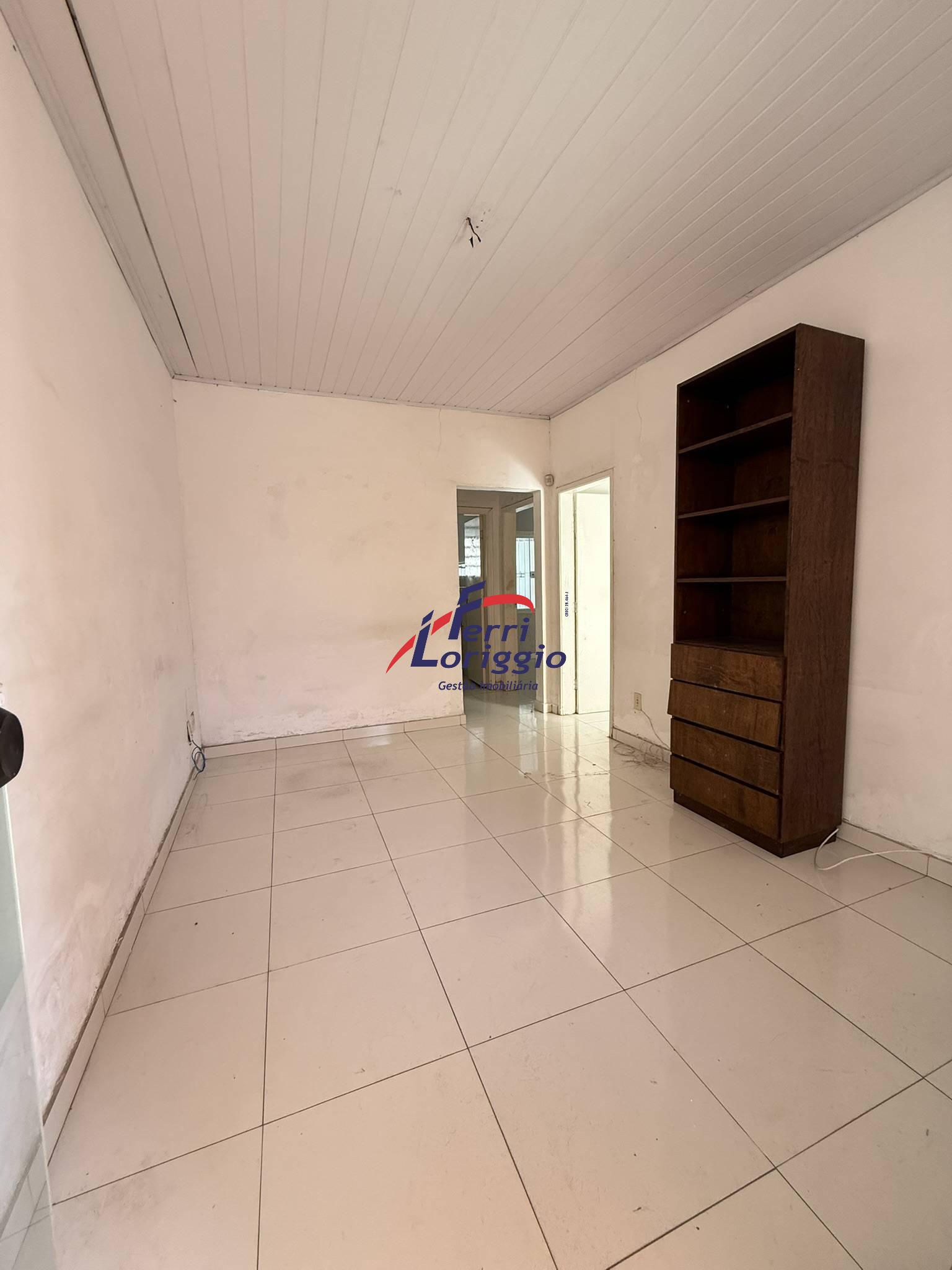 Casa com 2 quartos e 1 banheiro à venda no bairro Pedregulho, Guaratingueta