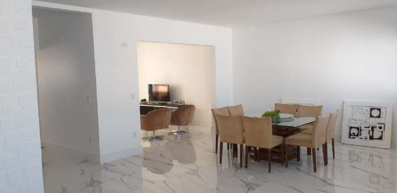 Sobrado Residencial com 3 quartos e 6 banheiros à venda no bairro Village Mantiqueira, Guaratingueta