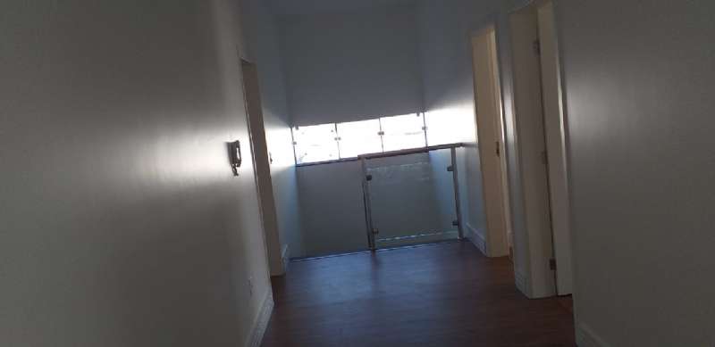 Sobrado Residencial com 3 quartos e 6 banheiros à venda no bairro Village Mantiqueira, Guaratingueta