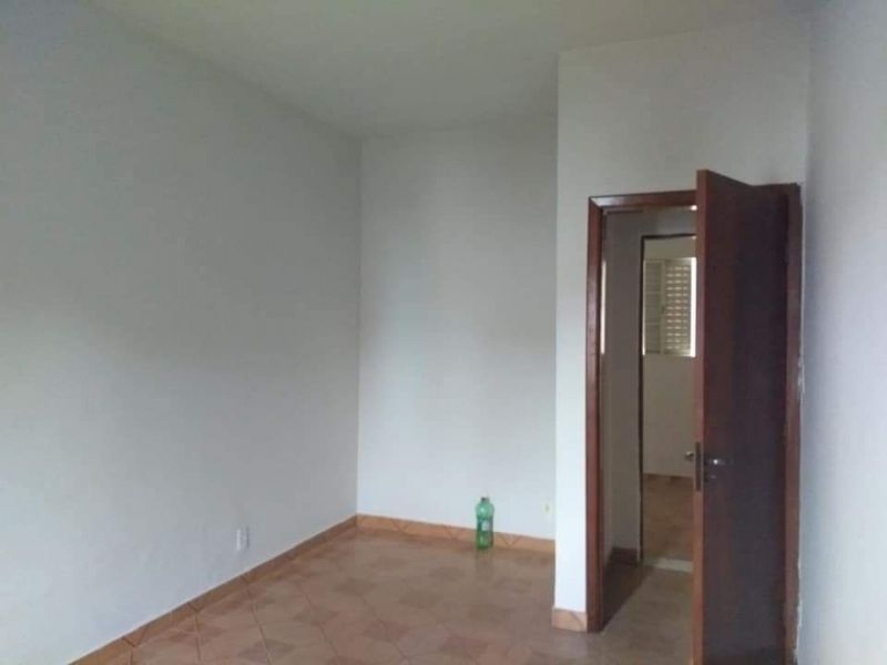 Sobrado Residencial com 7 quartos e 3 banheiros à venda no bairro Campo do Galvao, Guaratingueta