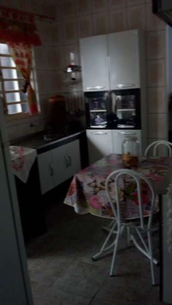 Casa com 3 quartos e 1 banheiro à venda no bairro Terra dos Ipes Ii, Pindamonhangaba
