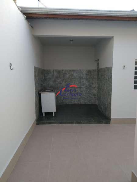 Casa com 3 quartos e 1 banheiro à venda no bairro Jardim Rony, Guaratingueta