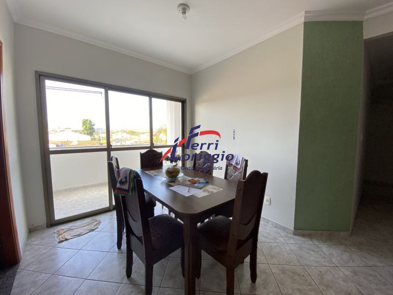 Apartamento com 3 quartos e 2 banheiros à venda no bairro Jardim Rony, Guaratingueta