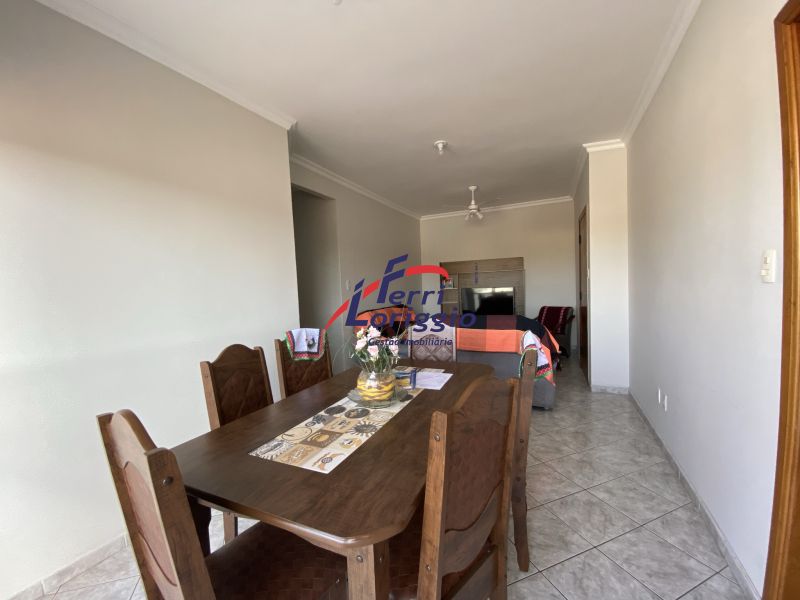 Apartamento com 3 quartos e 2 banheiros à venda no bairro Jardim Rony, Guaratingueta