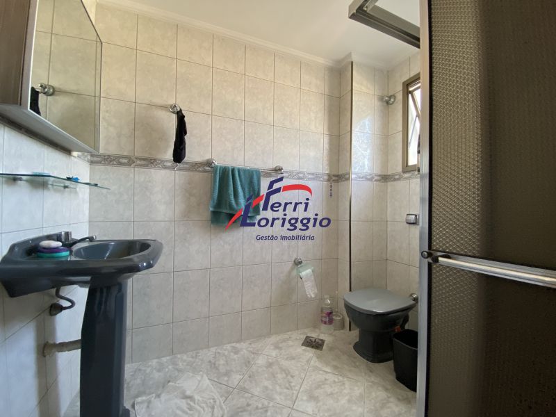 Apartamento com 3 quartos e 2 banheiros à venda no bairro Jardim Rony, Guaratingueta