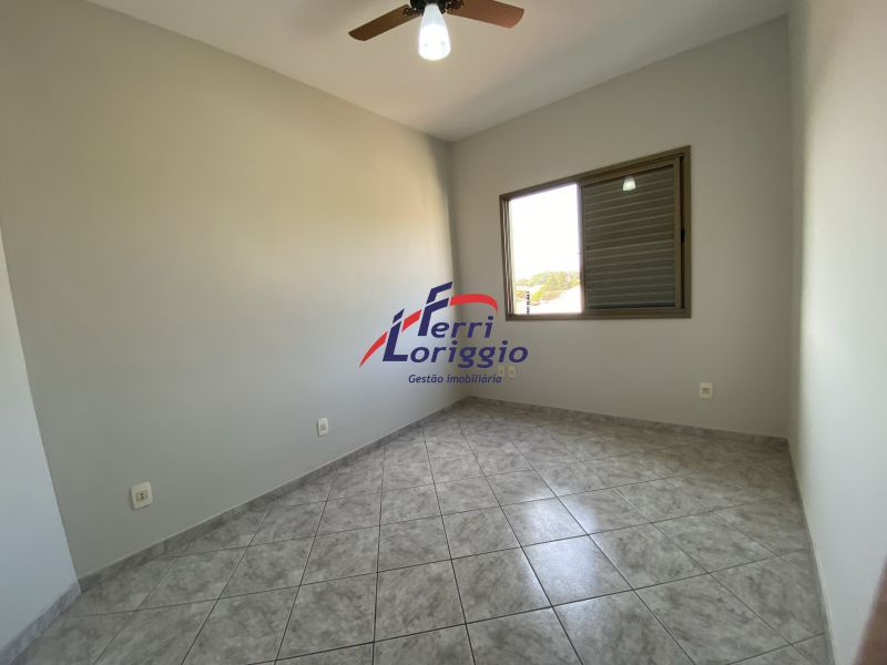 Apartamento com 3 quartos e 2 banheiros à venda no bairro Jardim Rony, Guaratingueta