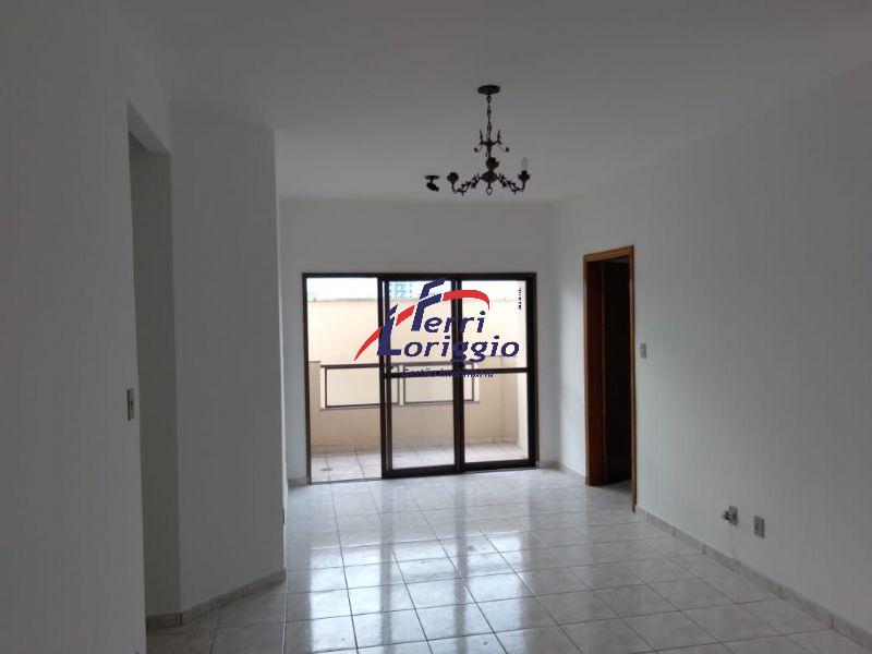 Apartamento com 3 quartos e 1 banheiro à venda no bairro Jardim Rony, Guaratingueta