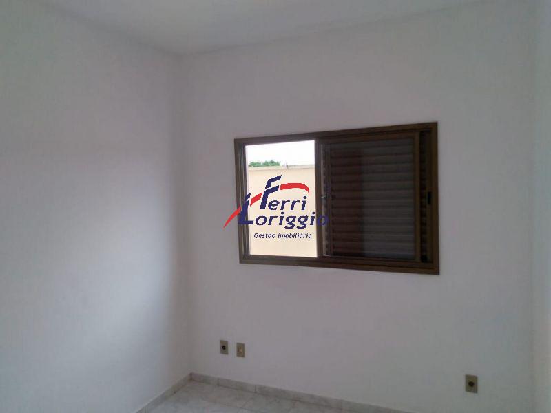Apartamento com 3 quartos e 1 banheiro à venda no bairro Jardim Rony, Guaratingueta