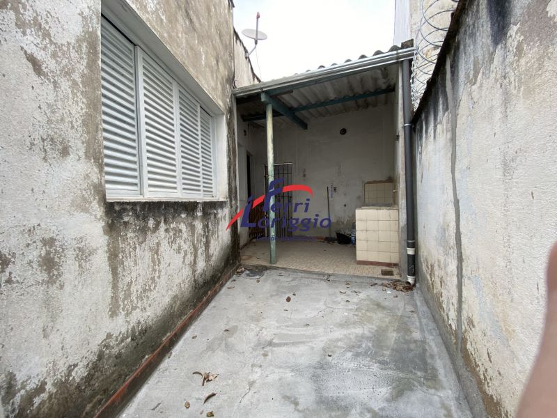 Casa com 2 quartos e 2 banheiros à venda no bairro Vila Paraiba, Guaratingueta