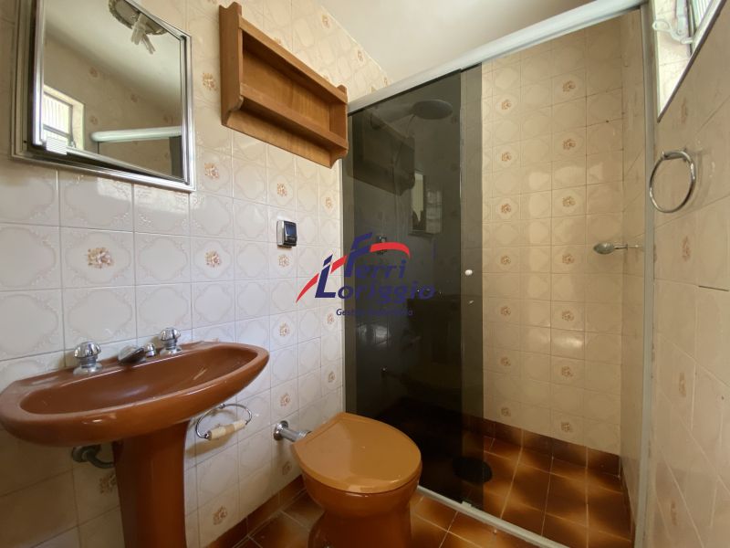 Casa com 3 quartos, 2 banheiros e 119m² à venda no bairro Vila Alves, Guaratingueta