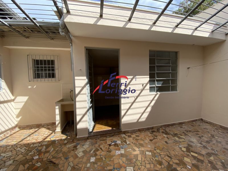 Casa com 3 quartos, 2 banheiros e 119m² à venda no bairro Vila Alves, Guaratingueta