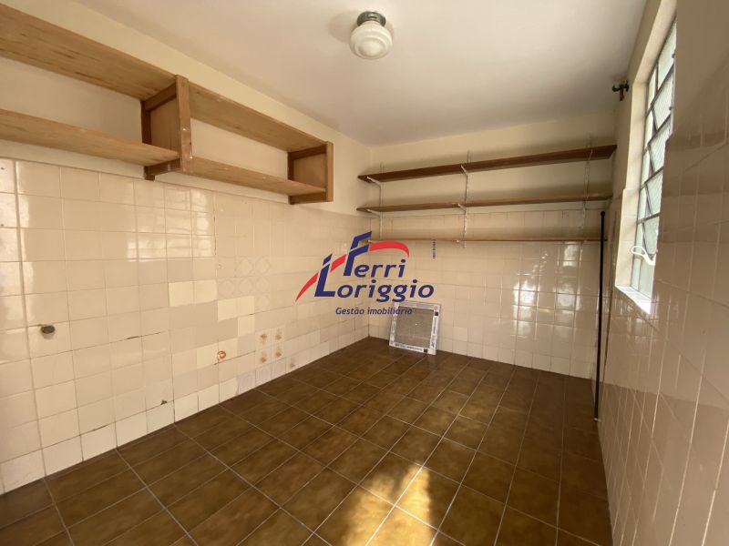 Casa com 3 quartos, 2 banheiros e 119m² à venda no bairro Vila Alves, Guaratingueta