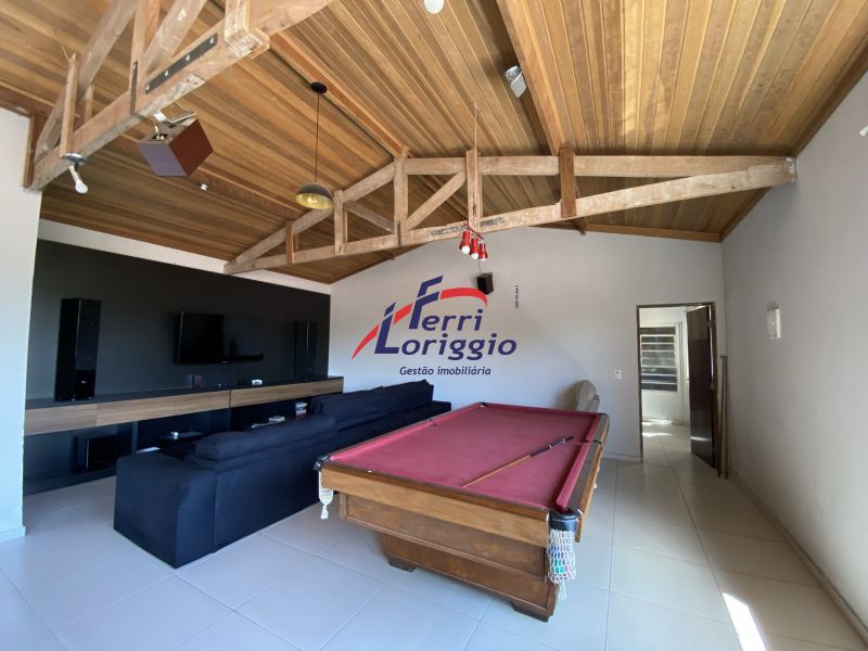 Casa com 5 quartos, 4 banheiros e 500m² à venda no bairro Jardim Rony, Guaratingueta