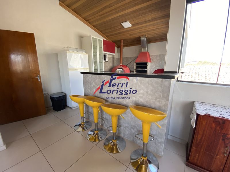 Casa com 5 quartos, 4 banheiros e 500m² à venda no bairro Jardim Rony, Guaratingueta