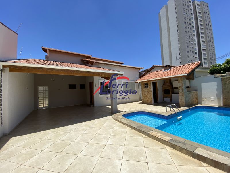 Casa com 4 quartos e 7 banheiros à venda no bairro Vila Paraiba, Guaratingueta