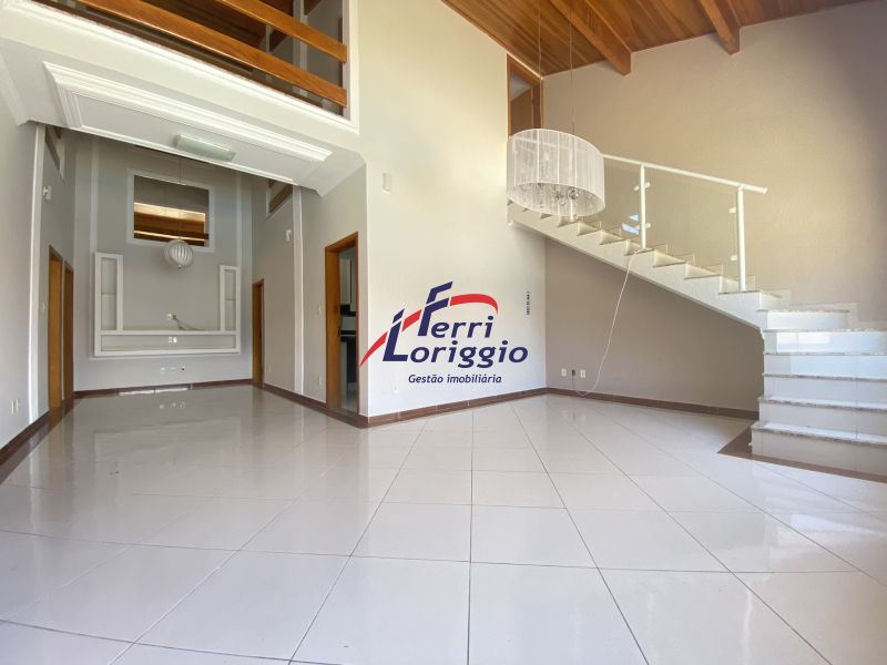 Casa com 4 quartos e 7 banheiros à venda no bairro Vila Paraiba, Guaratingueta