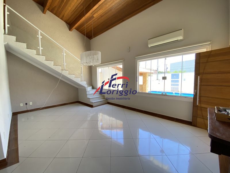 Casa com 4 quartos e 7 banheiros à venda no bairro Vila Paraiba, Guaratingueta