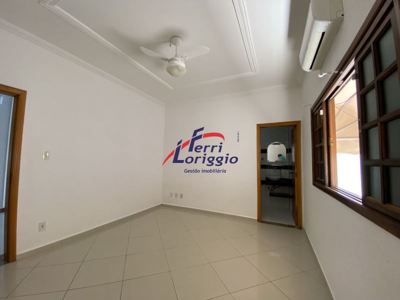 Casa com 4 quartos e 7 banheiros à venda no bairro Vila Paraiba, Guaratingueta