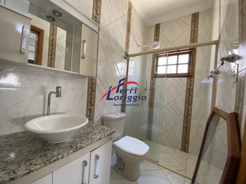 Casa com 4 quartos e 7 banheiros à venda no bairro Vila Paraiba, Guaratingueta