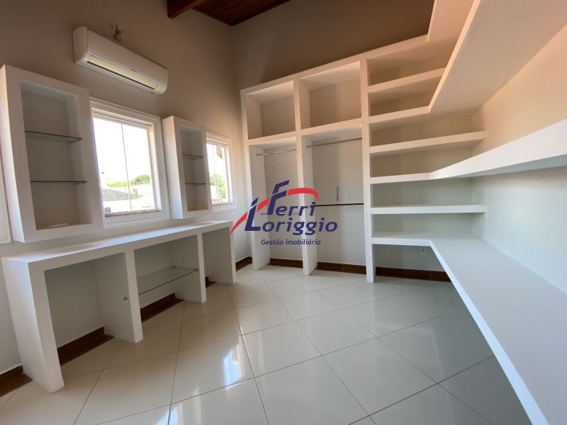 Casa com 4 quartos e 7 banheiros à venda no bairro Vila Paraiba, Guaratingueta