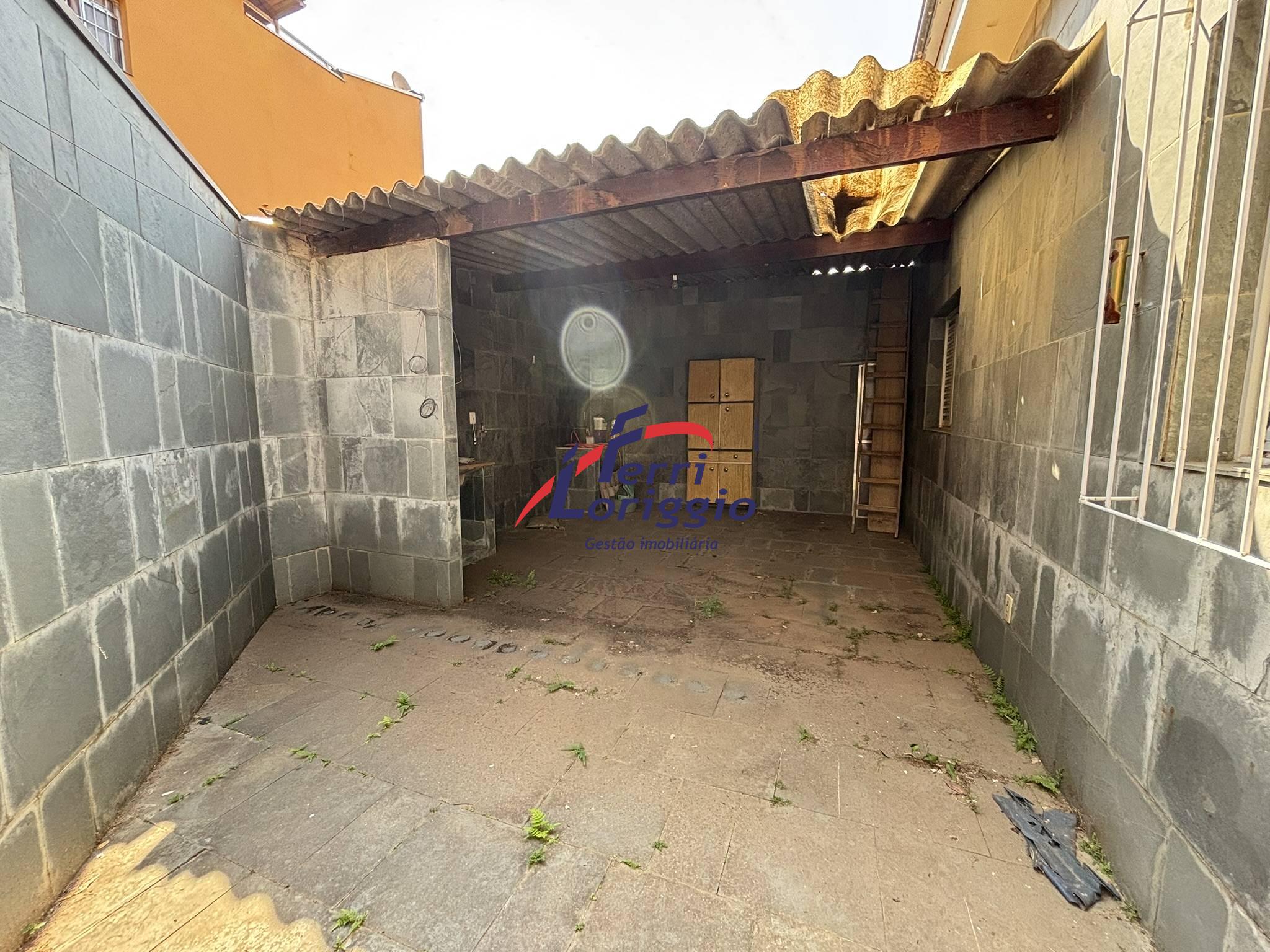 Casa com 3 quartos à venda no bairro Santa Rita, Guaratingueta