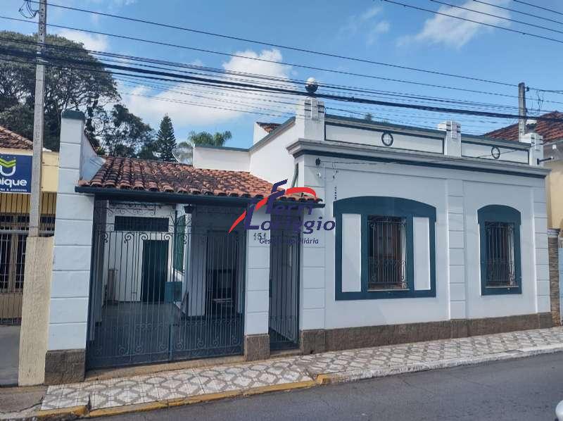 Casa com 3 quartos e 1 banheiro à venda no bairro Centro, Guaratingueta