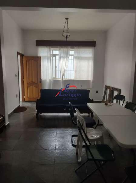 Casa com 3 quartos e 1 banheiro à venda no bairro Centro, Guaratingueta