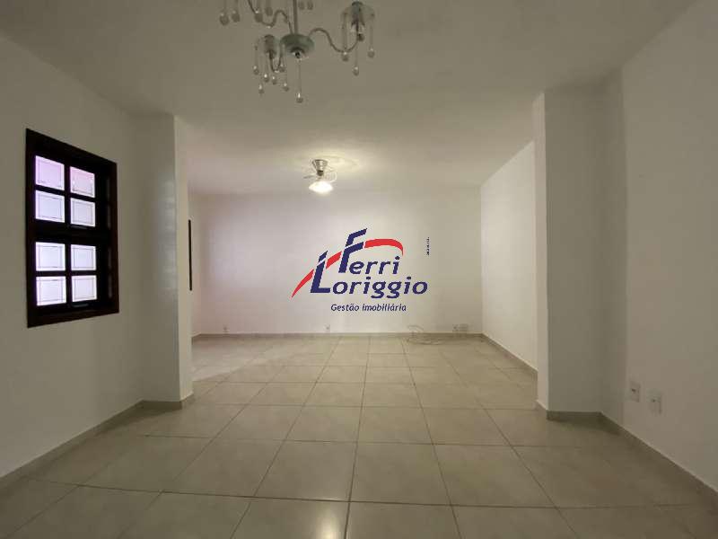 Casa com 3 quartos e 2 banheiros à venda no bairro Figueira, Guaratingueta