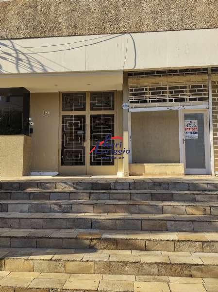Apartamento com 2 quartos e 2 banheiros à venda no bairro Centro, Guaratingueta